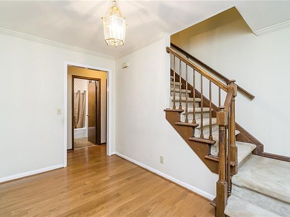 4th image of 3373 Turtle Lake Club Dr SE