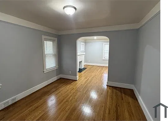 2 bed, $950 — Photo 2