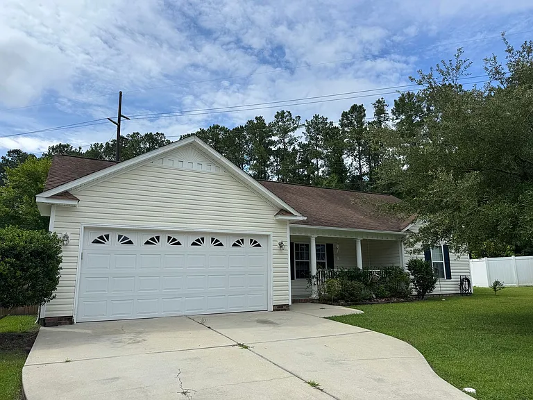 3613 Delesa Ct — Photo 2