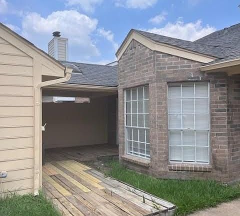 3rd image of 11806 Plumbrook Dr