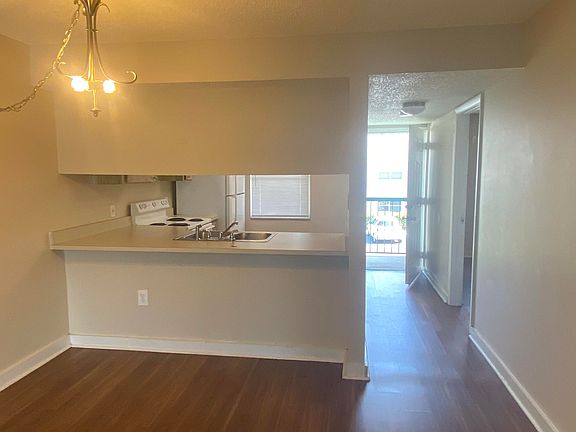 2nd image of 5012 Terrace Palms Cir Unit 202
