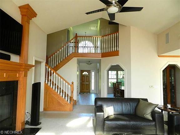 4th image of 722 Huntley Dr