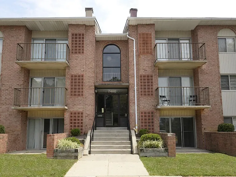 Security Park Apartments — Photo 1