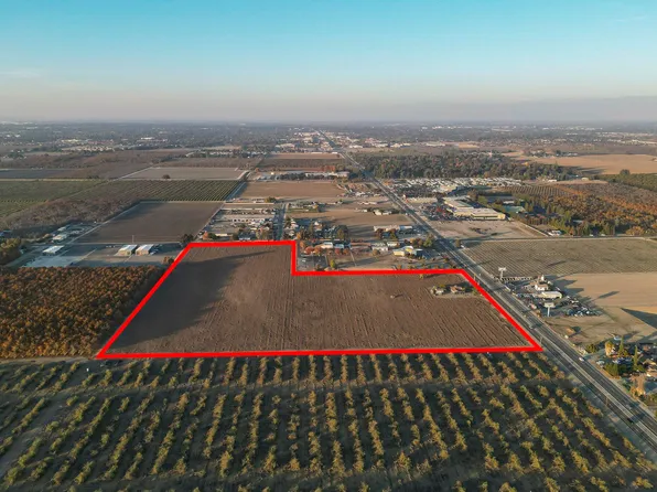 S Mooney Boulevard, Visalia, CA 93277