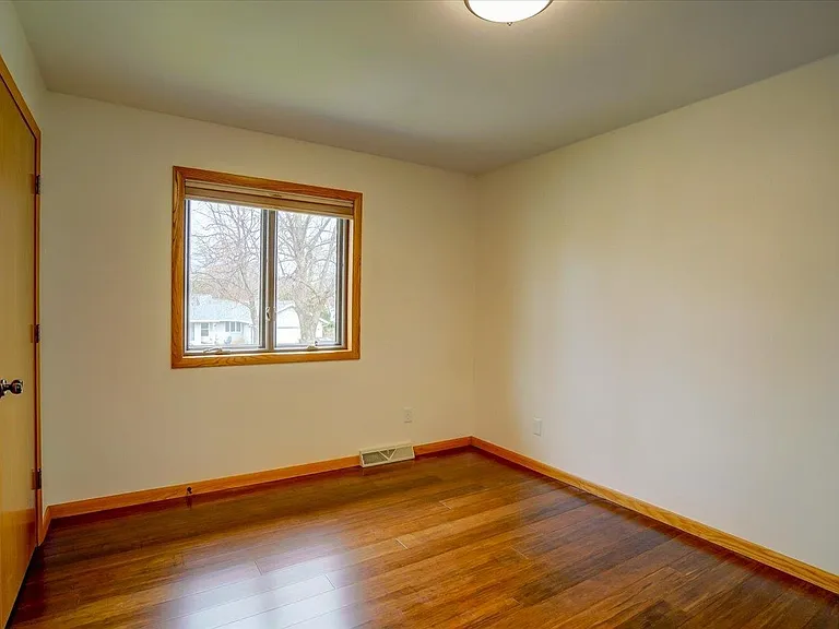 5117 Hackney Way — Photo 19