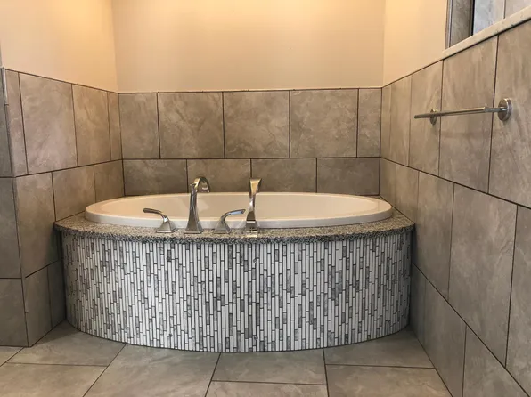 101 W Michigan Ave, Marshall, MI