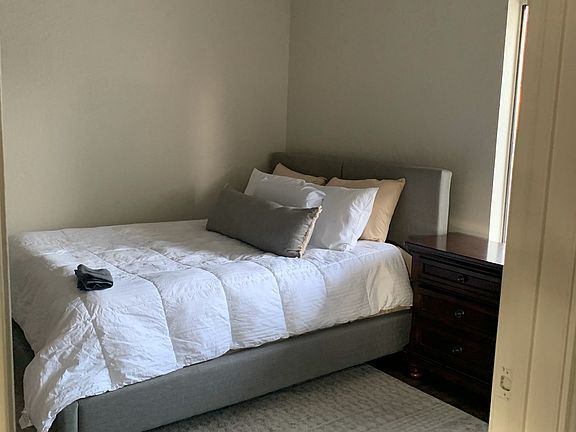 5th image of 821 Dublin Dr APT 109