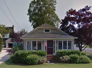32 Brook St, Sayville, NY 11782