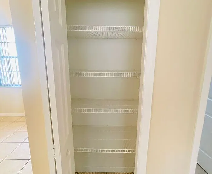 404 Cinnamon Dr — Photo 10