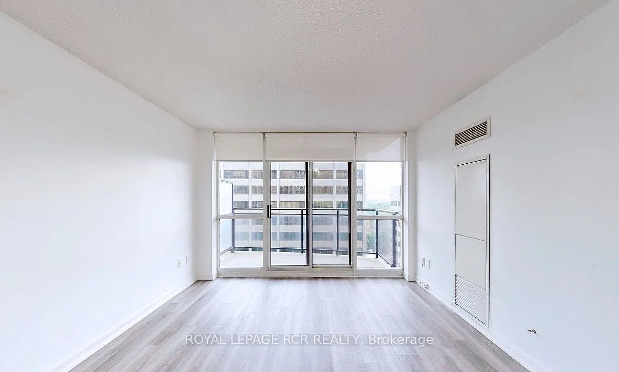Minto Gardens 'Radiance' Tower — Photo 3