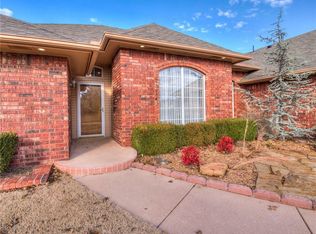 11061 Canterbury Ln, Midwest City, OK 73130