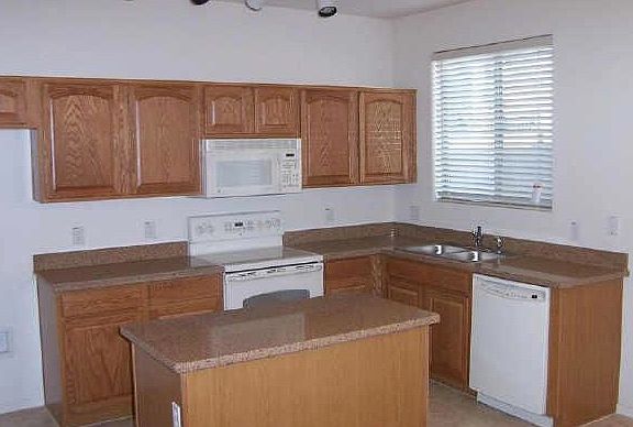 2nd image of 17462 W Banff Ln