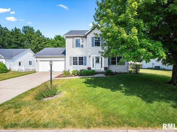 8600 N Parkgrove Ct, Edwards, IL 61528