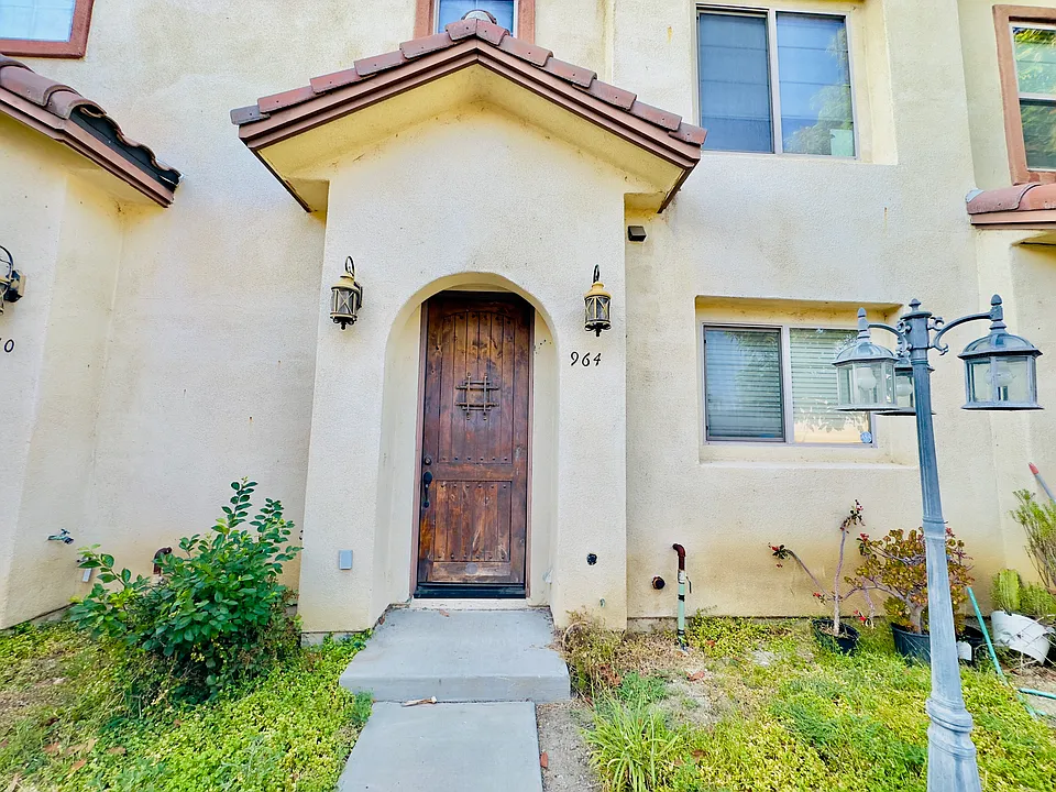 964 S Highland Ave #964