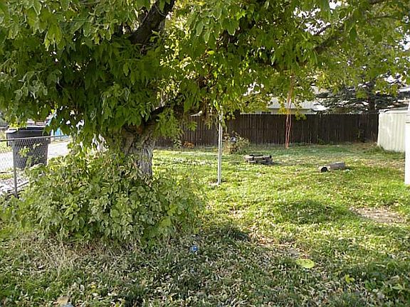 5th image of 1502 Howard Ave