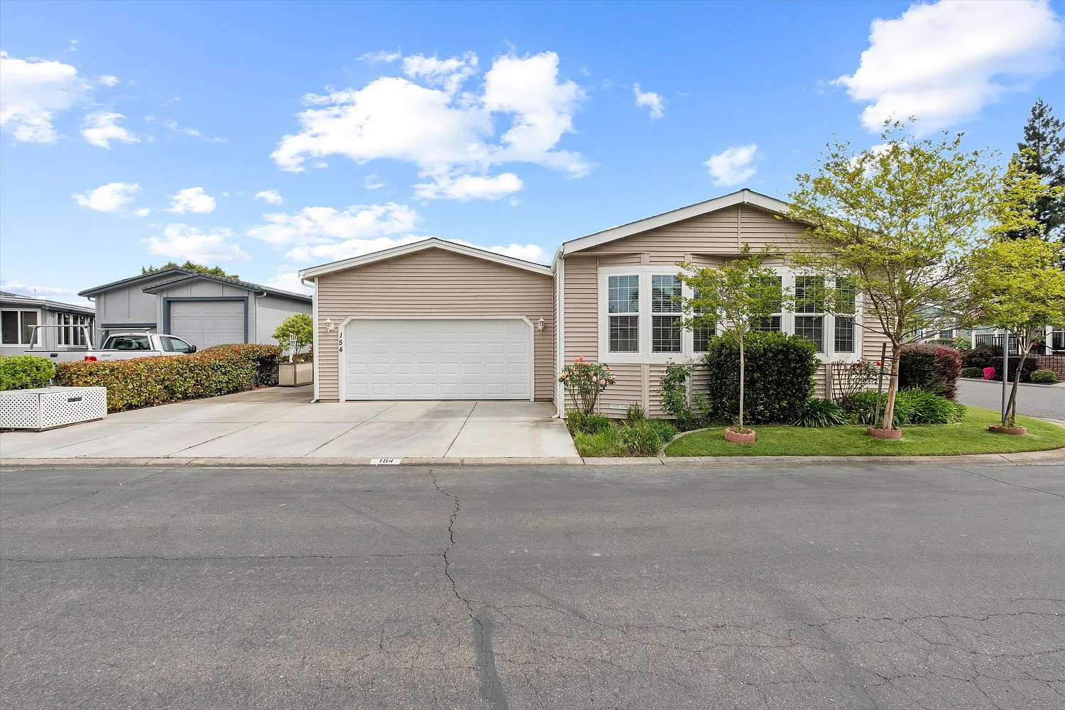 154 Brunswick Way photo 1