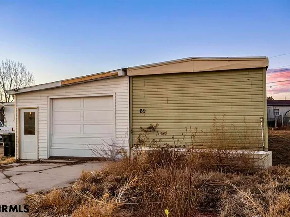 69 Jerry Dr, Scottsbluff, NE 69361