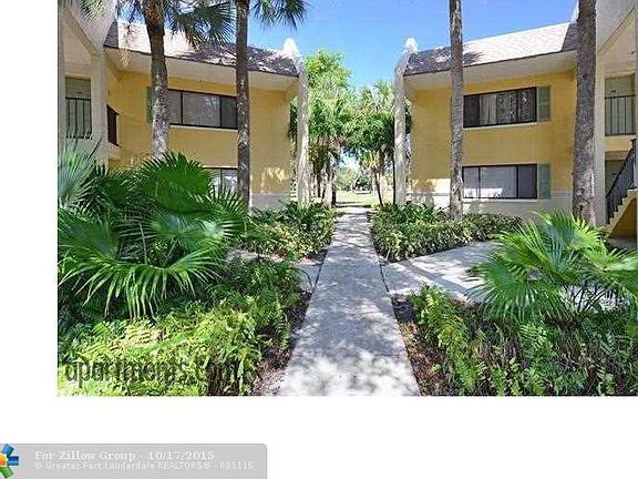 5th image of 219 Meadows Cir #219