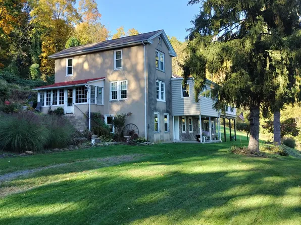 546 Kulps Rd, Barto, PA 19504