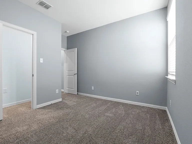 2132 Whispering Sage Blvd — Photo 3
