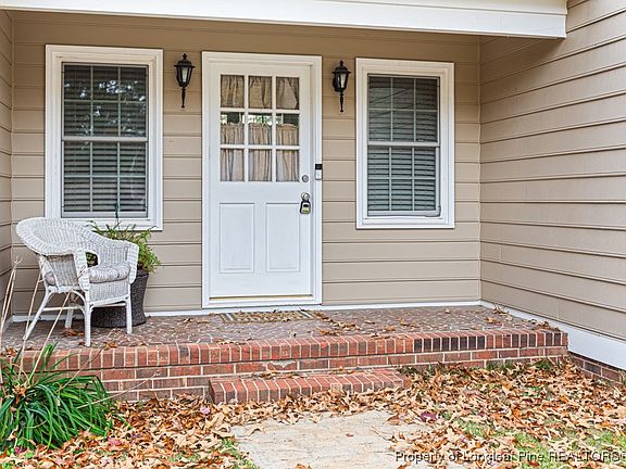 3rd image of 406 Murray Hill Rd