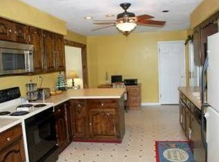 33 Acorn Ln, Cape May Court House, NJ