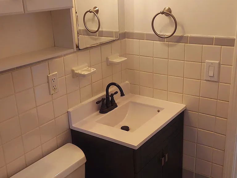 534 Ardmore Dr — Photo 3
