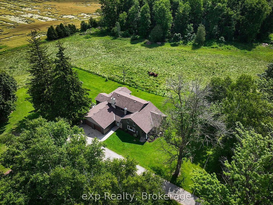 1st image of 44032 Amberley Rd