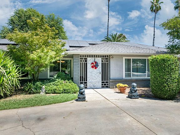 3rd image of 36837 Berkshire Dr