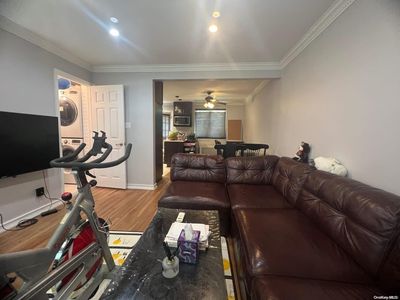 6887 218th #., Oakland Gardens, NY, 11364