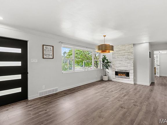 5th image of 504 Wren Ave