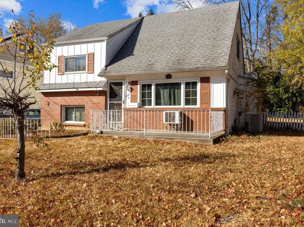 103 W Albemarle Ave, Lansdowne, PA 19050