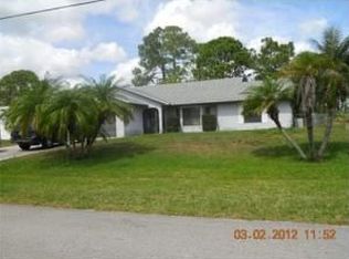 225 SW De Gouvea Ter, Port Saint Lucie, FL 34984