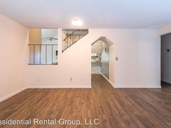3rd image of 4935 SE Montego Dr