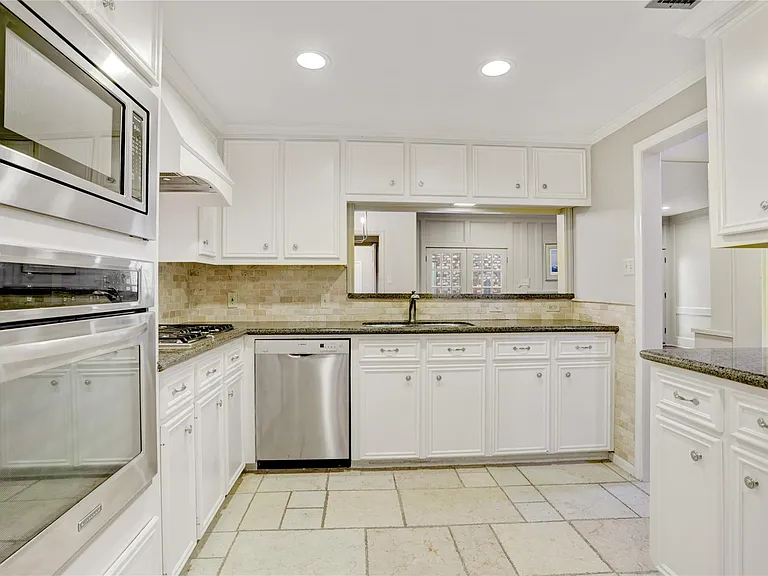 7514 Olympia Dr — Photo 7