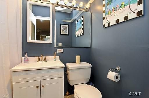 5th image of 1460 N Sandburg Ter APT 2607A