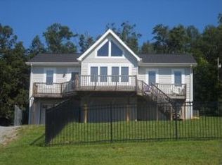 910 Shakerag Rd, Greeneville, TN 37743