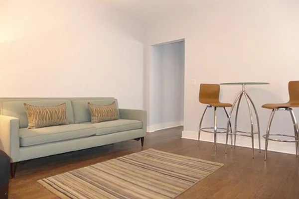 Sold by Metropolitan Equities | media 13