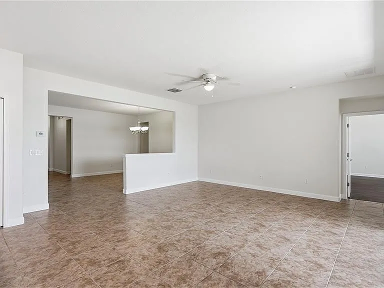 3053 Youngford St — Photo 23