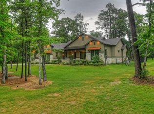 208 Winchester Rd, Huntsville, TX 77340