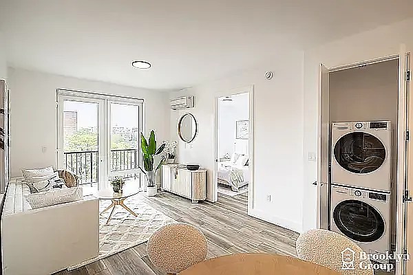 3009 Avenue I #6N — Photo 2
