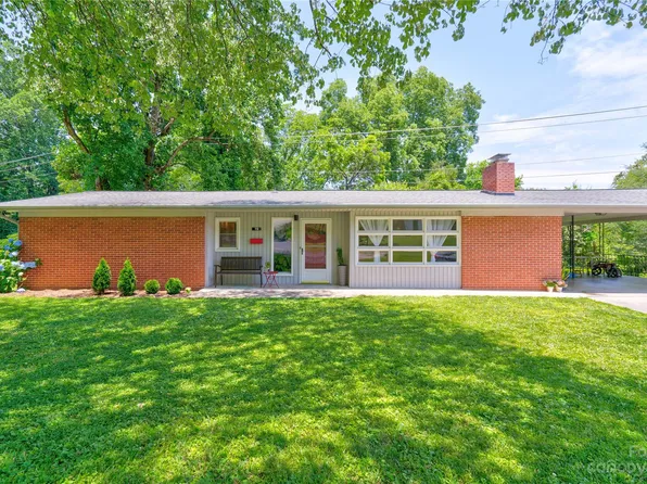 78 W Glenview St, Marion, NC 28752