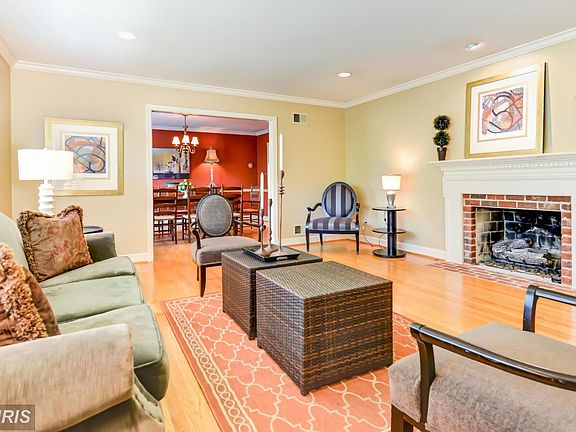4th image of 1502 River Farm Dr