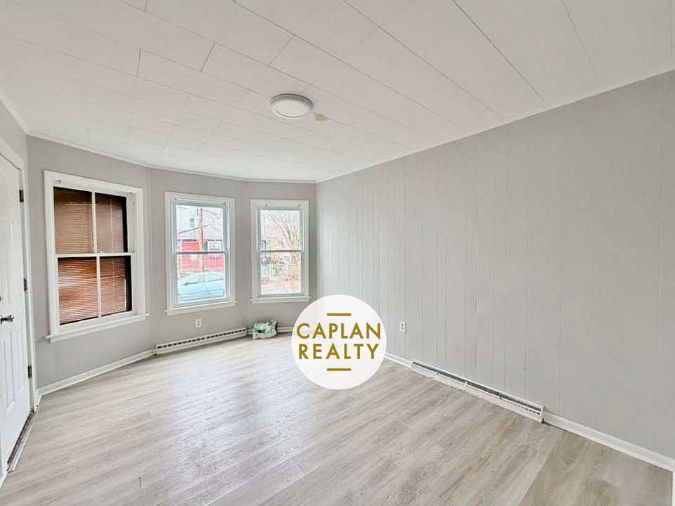 1st image of 15 Bassett St #1L