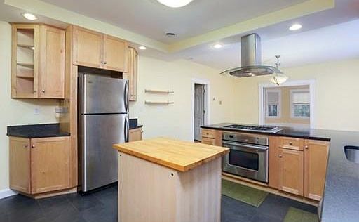 2nd image of 51 Liberty Ave #1