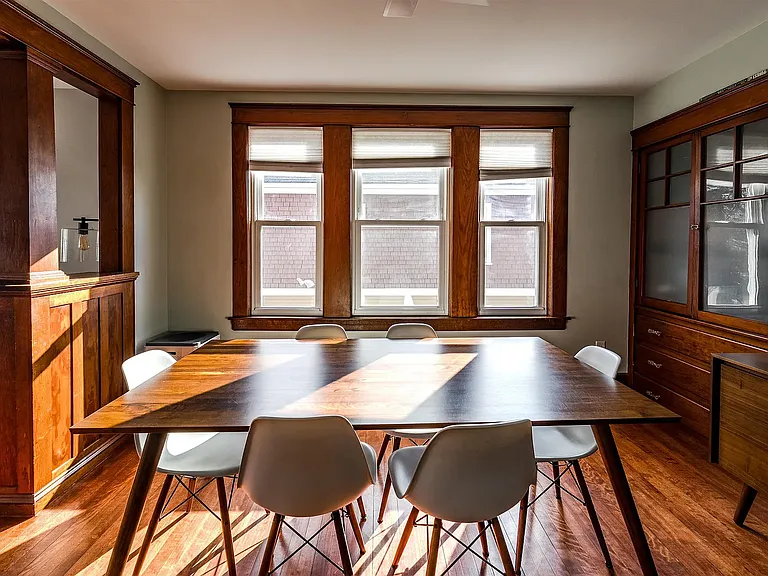 234 Conant St — Photo 4