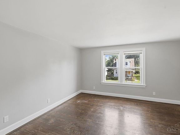 4th image of 1714 Waltham Ave