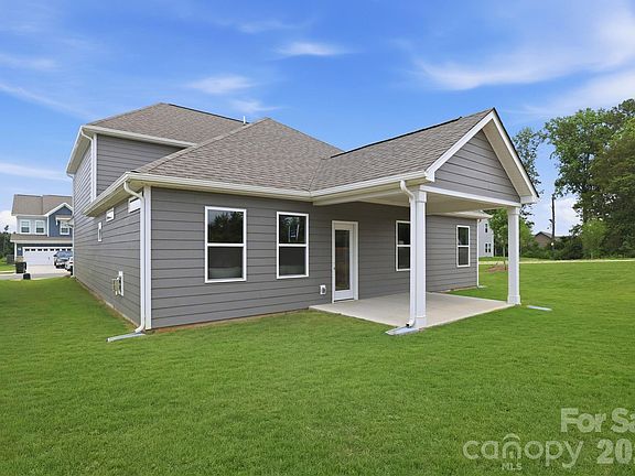 5th image of 470 Brick House Rd