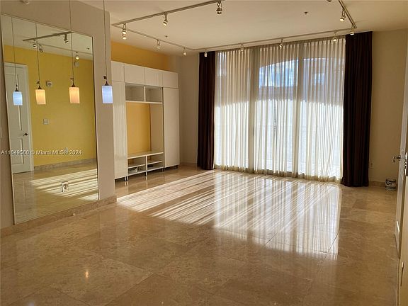 4th image of 1607 Ponce De Leon Blvd APT 14C