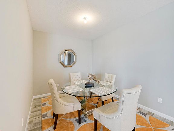 5th image of 11255 SW Parkside Dr